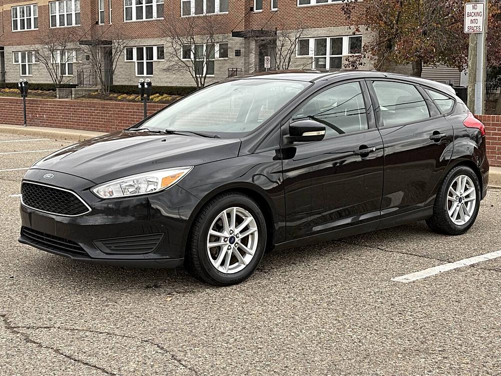 Why the 2016 Ford Focus SE 4dr Hatchback Stands Out 🌟
