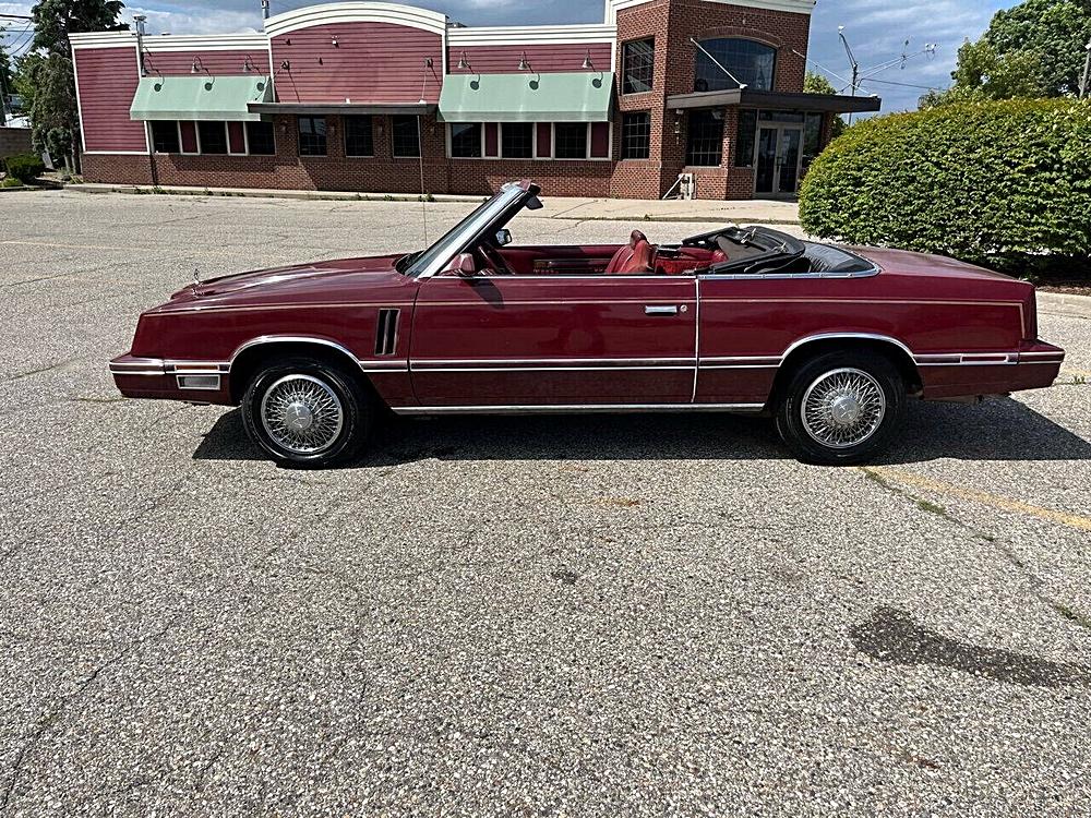 A Day With the 1982 Dodge 400 Base 2dr Convertible 🚗