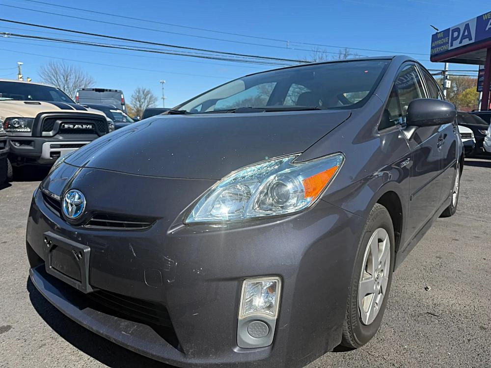 🚙 Why the 2011 Toyota Prius One Hatchback 4D Stands Out 🌟