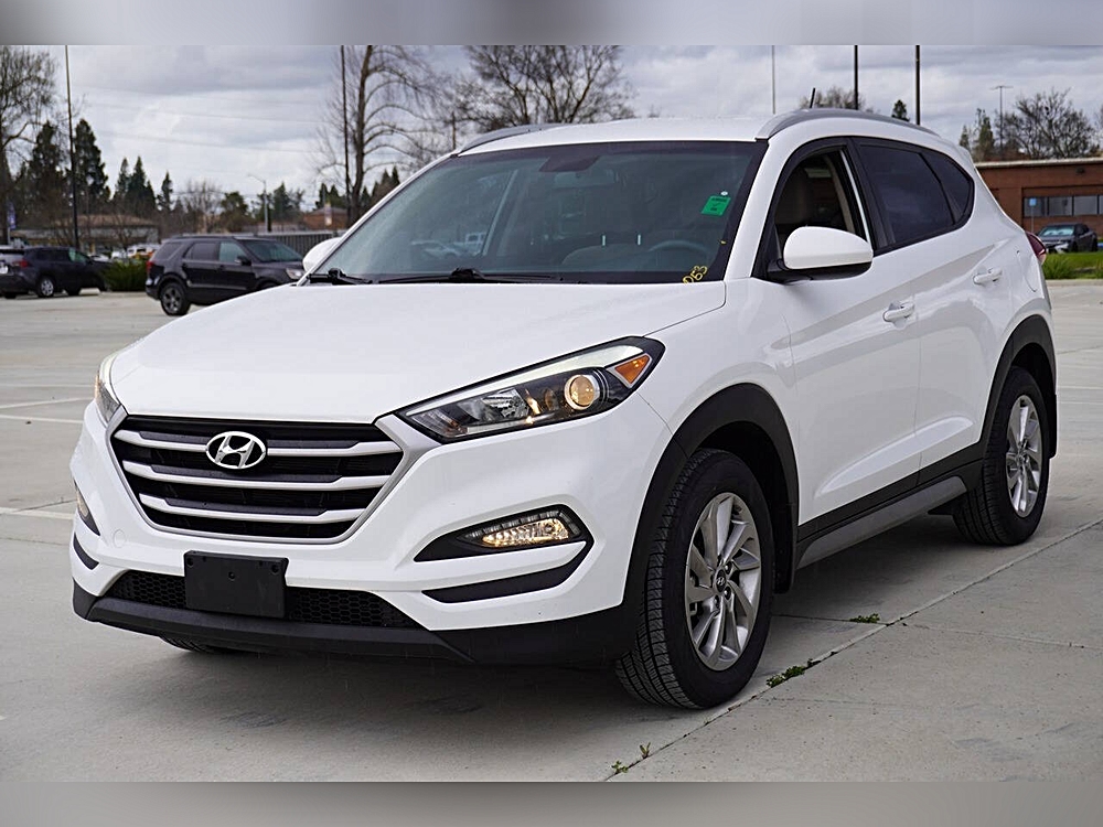 Why the 2017 Hyundai Tucson SE 4dr SUV Stands Out 🌟
