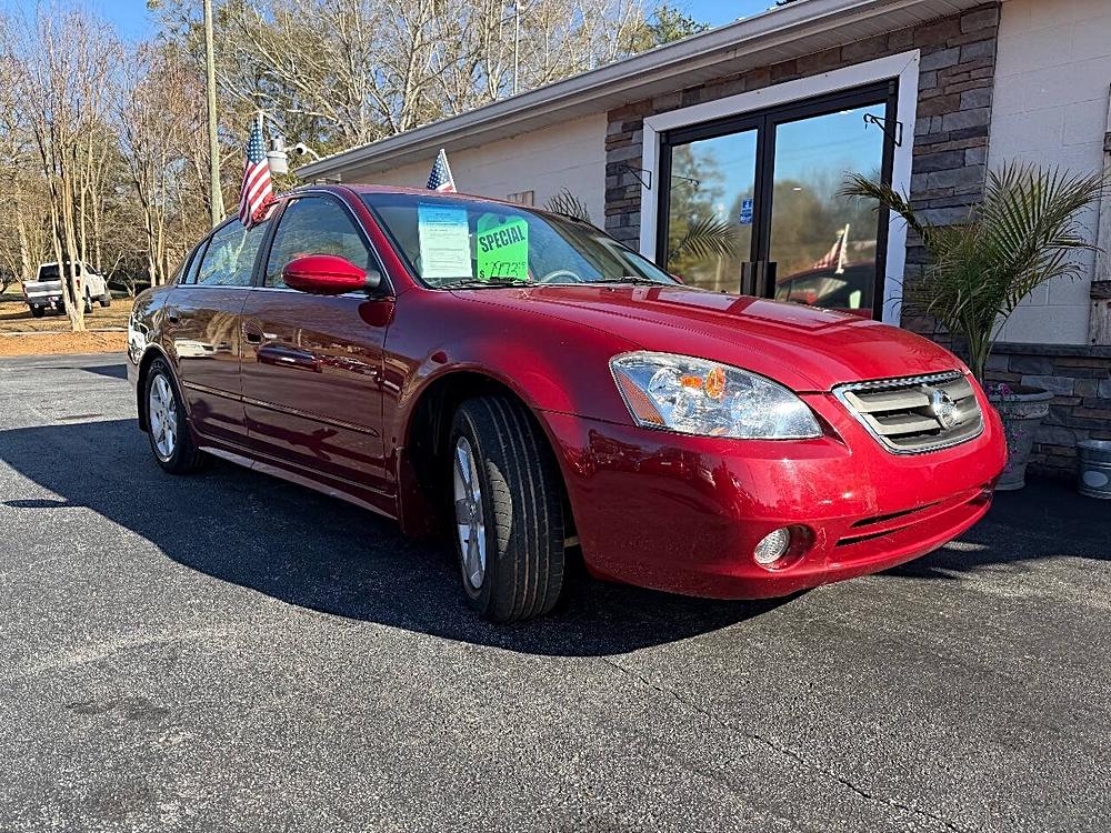 Take the Wheel of Possibility: 2003 Nissan Altima 2.5 SL 4dr Sedan