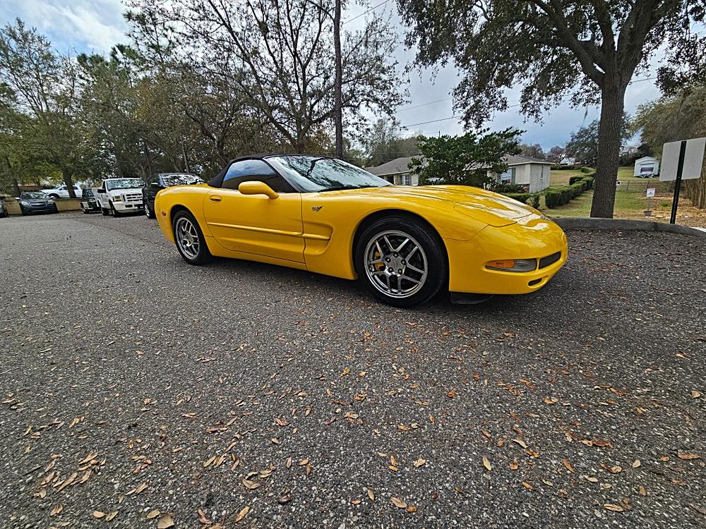 Why the 2003 Chevrolet Corvette Convertible 2D Stands Out 🌟