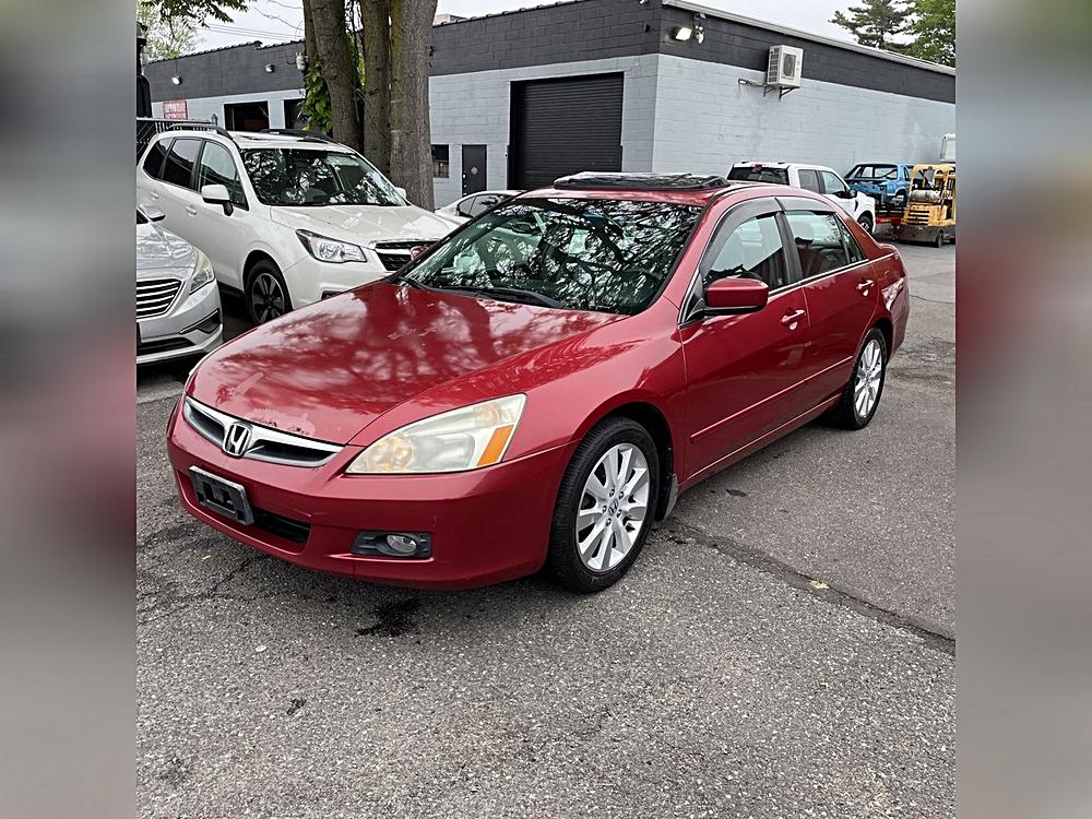 🚗 Expert Panel Showdown: Which Chassis Is Right for You?