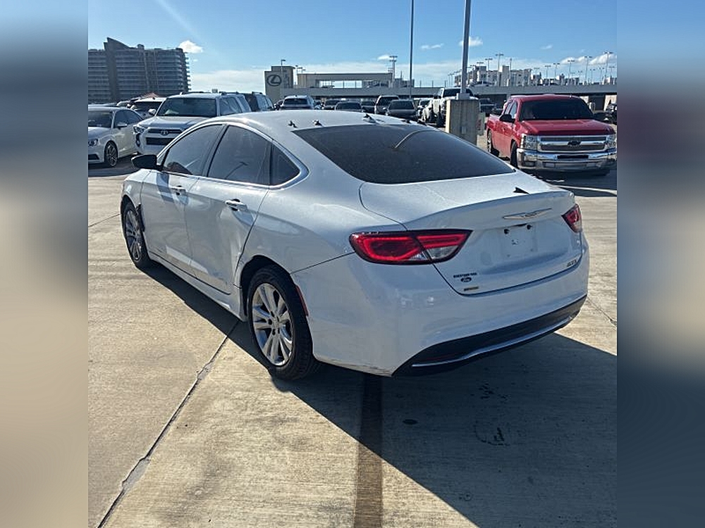 Discover the 2015 Chrysler 200 4dr Sdn Limited FWD: A Smart Choice for Car & Truck Enthusiasts 🚗