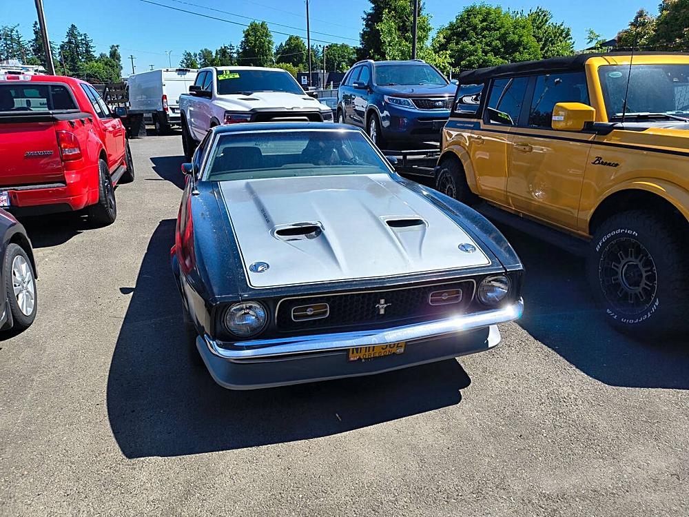 Why the 1971 Ford Mustang Boss 351 Stands Out 🌟