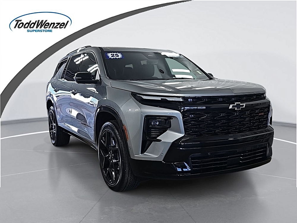 🚗 3 Ways to Drive Better: The Chevrolet Traverse, Silverado 1500, and Silverado 1500 Showdown!