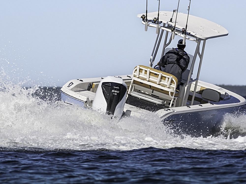 ⛵ 3 Ways to Make Waves: The Honda Marine BF250, BF225, and BF200 Power Boat Showdown!