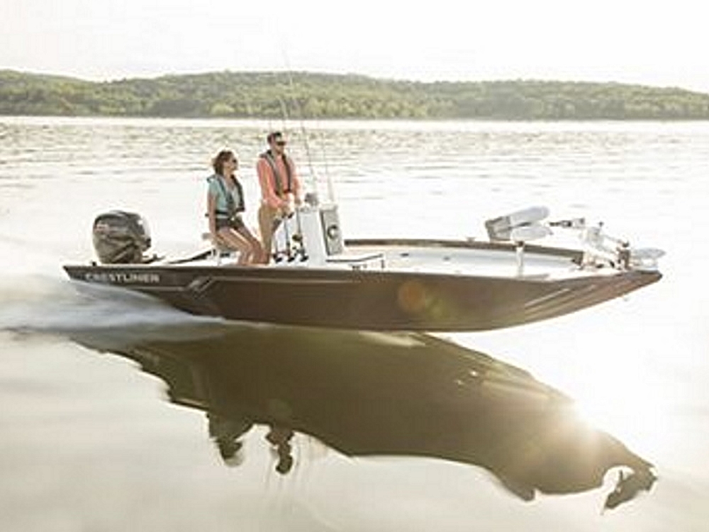 🌊 Why the 2023 Crestliner 2000 Bay Base Stands Out 🌊