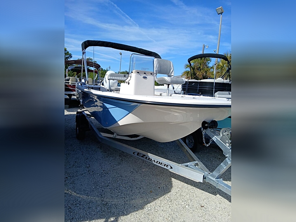 Best Value Showdown: 3 Top Power Boats between $39990 – $31988 at Top Notch Marine, Melbourne