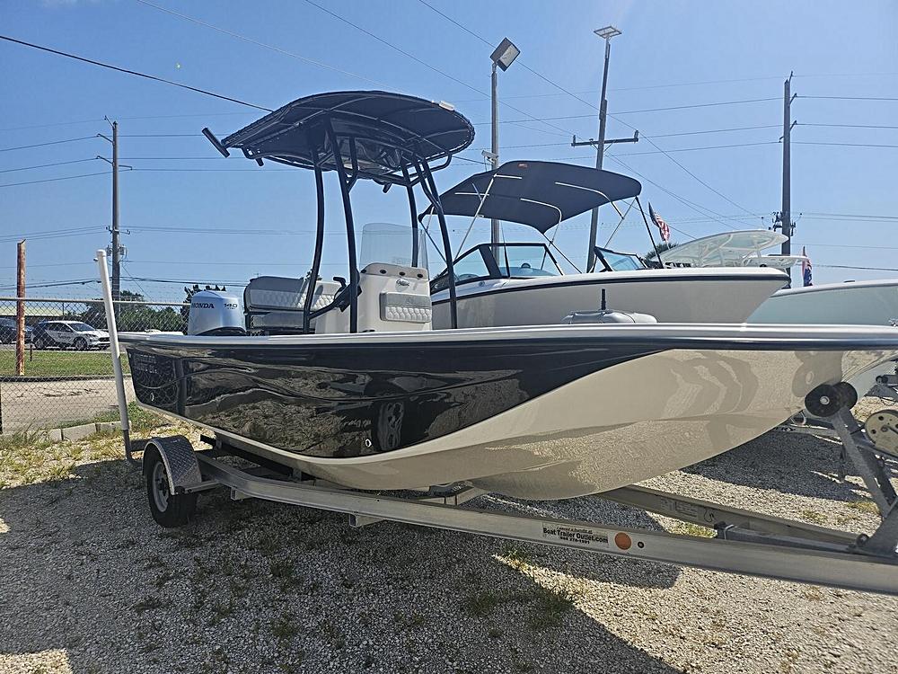 Why the 2027 Carolina Skiff 21 LS Base Stands Out 🌟