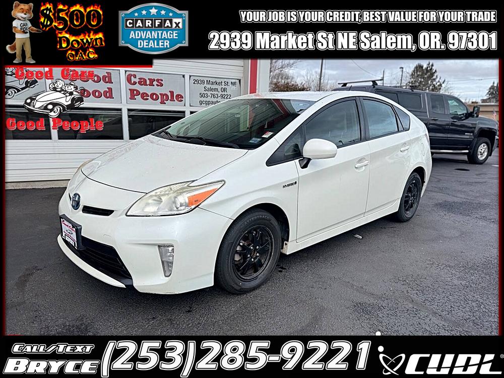 🚘 Take the Wheel of Possibility: 2013 Toyota Prius Two 4dr Hatchback 🚘