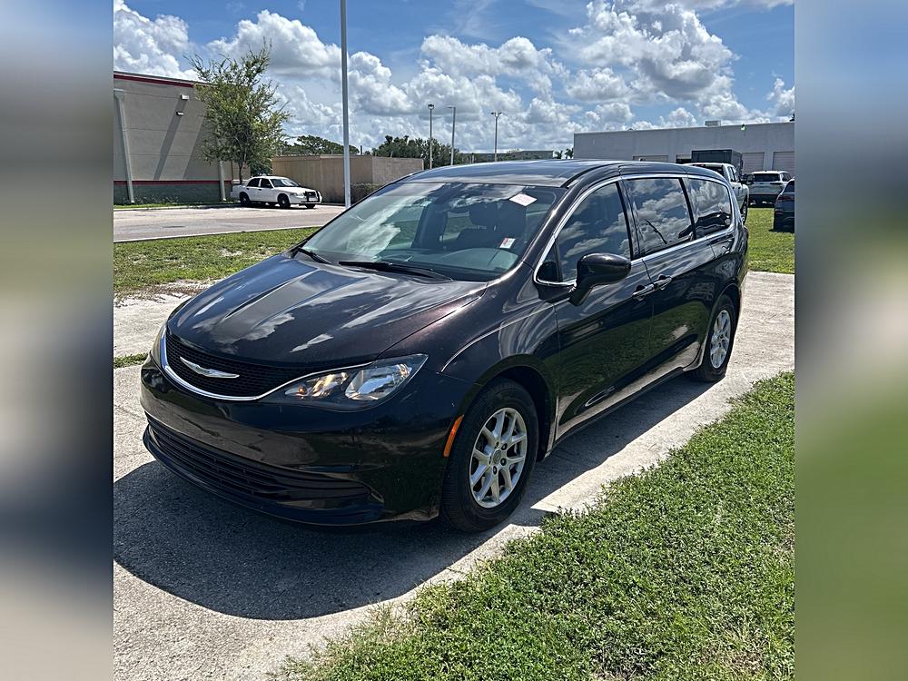 A Day With the 2017 Chrysler Pacifica Touring