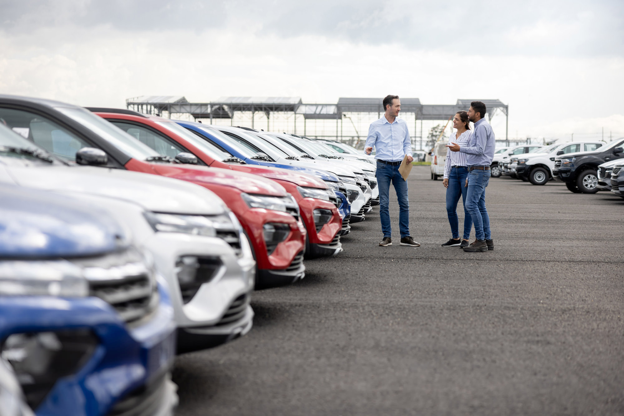 Battle of the Body Styles: A Comparison of 3 Vehicles in Autodealz Inventory