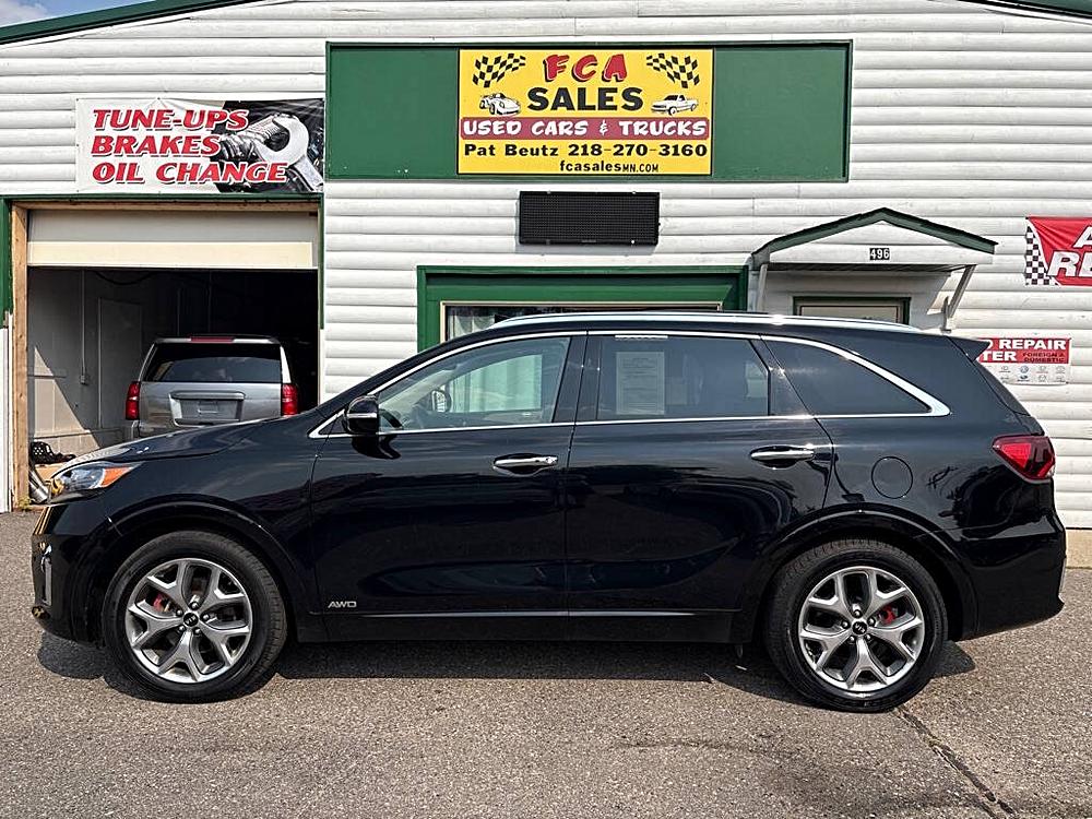 🚙 The SUV Showdown: 3 Top Picks Compared at FCA Sales, Motley