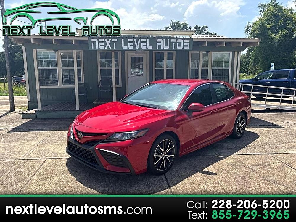 2021 Toyota Camry SE: Technical Overview and Expert Insight
