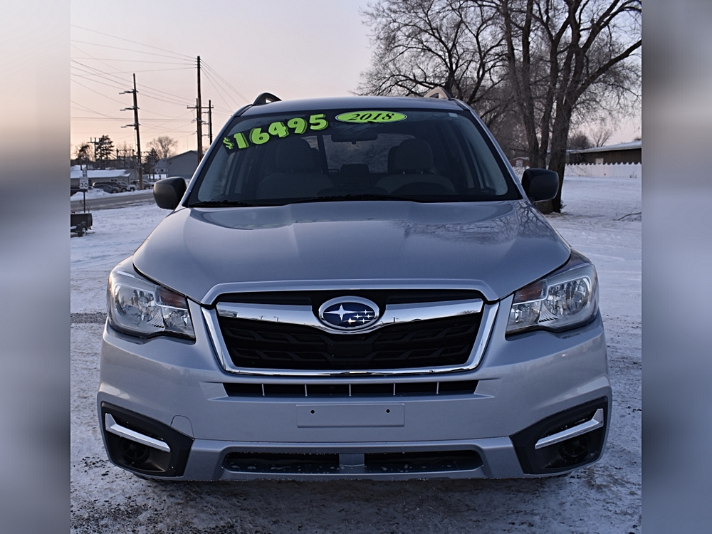 “Head-to-Head Showdown: 2018 Subaru Forester vs. 2017 Toyota RAV4”