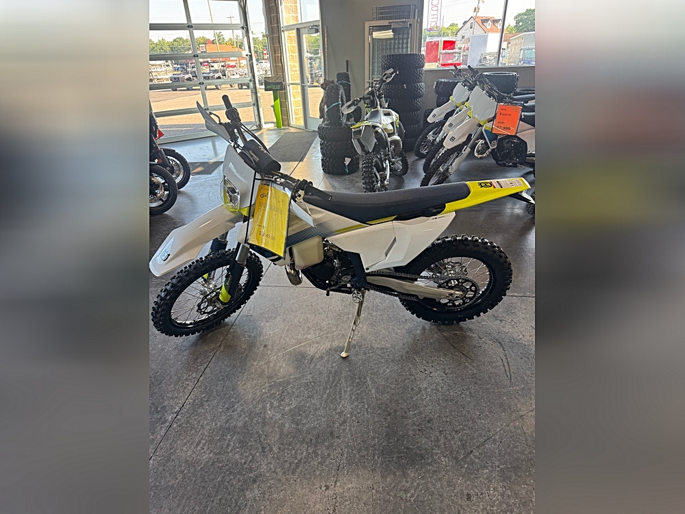 🏍️ 3 Ways to Ride Better: The Husqvarna TE 150, TC 250, and TC 300 Motorcycle Showdown!