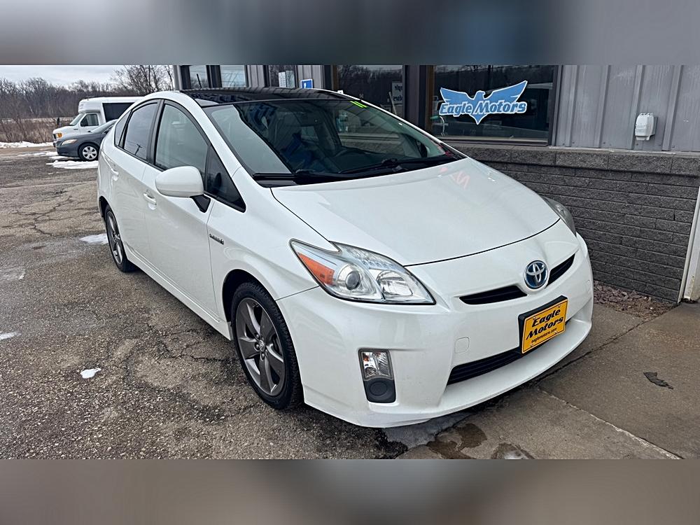 Why the 2011 TOYOTA PRIUS Five Stands Out 🌟