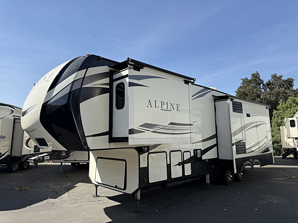 Best Value Showdown: 3 Top RV Campers between $35,898 – $34,898 at Explore Nation RV INC, Davis