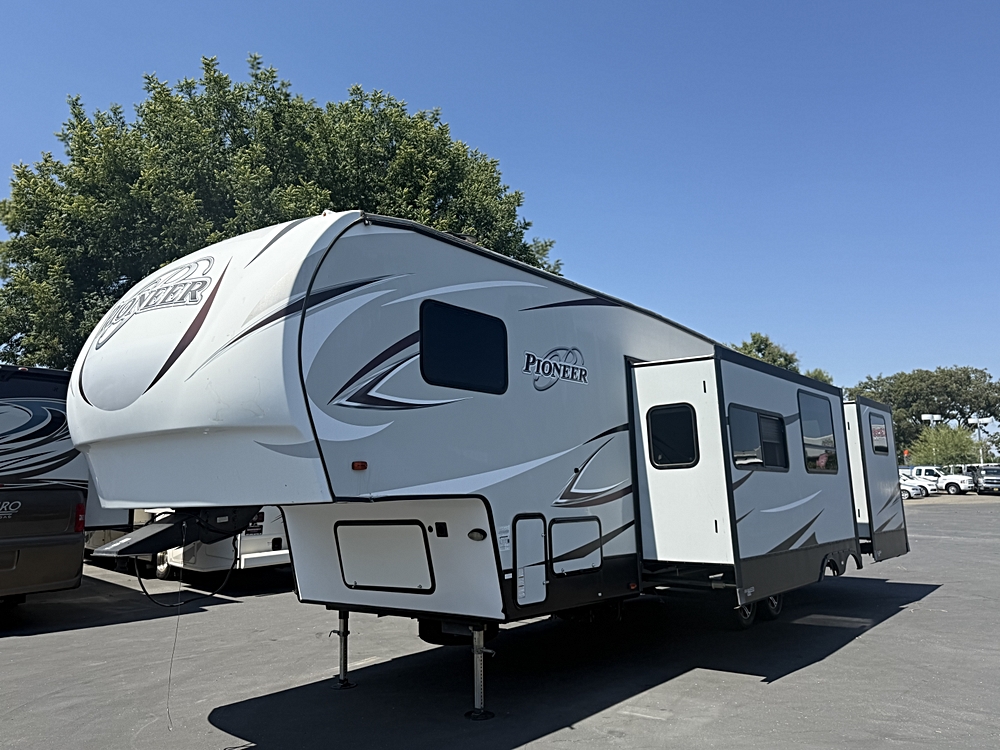 💰 Best Value Showdown: 3 Top RV Campers between $23,898 – $24,898 at Explore Nation RV INC, Sacramento