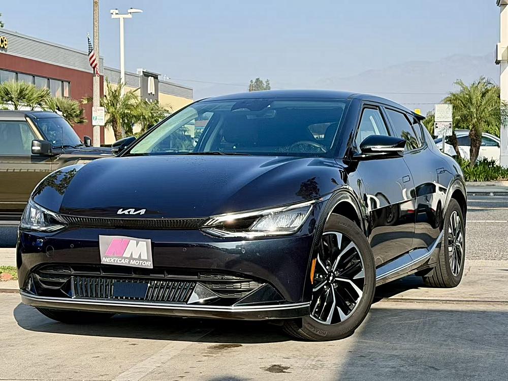 Top 10 Reasons You’ll Love the 2022 Kia EV6 Wind RWD