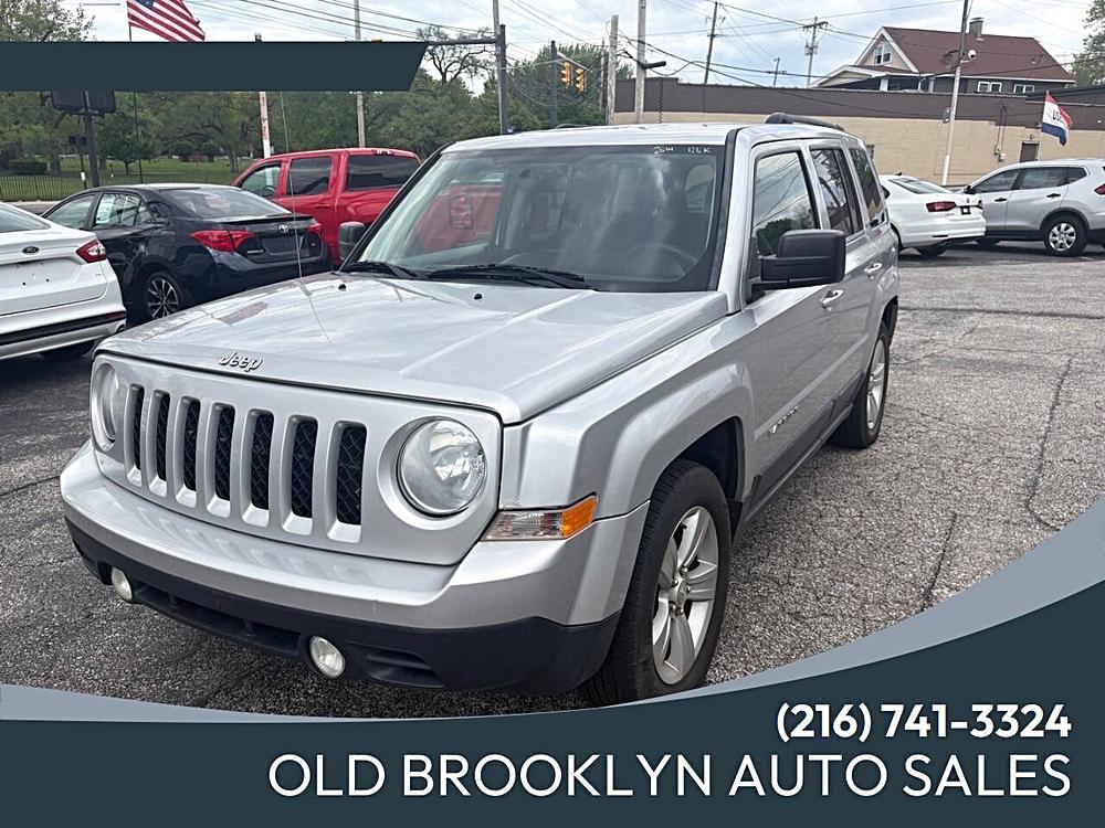 Exploring the 2014 Jeep Patriot Sport 4dr SUV: Technical Excellence Meets Practicality
