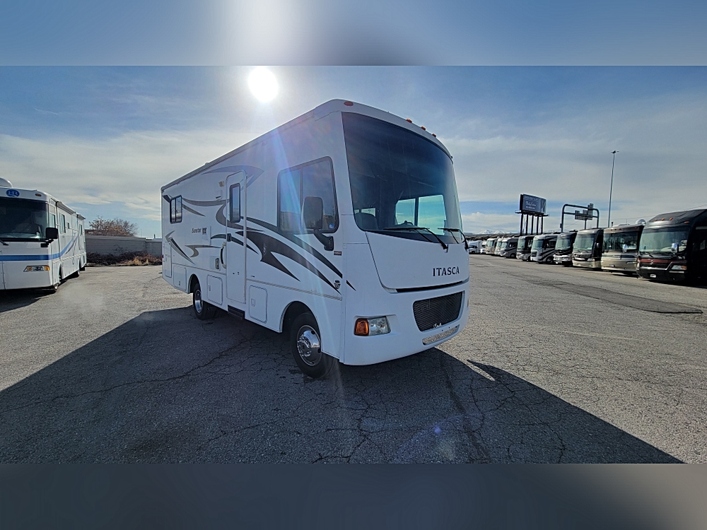 Ultimate Comparison: Itasca Sunstar vs. Thor Motor Coach vs. Coachmen Spirit