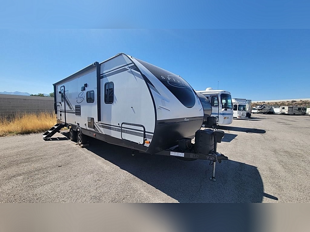 💰 Best Value Showdown: 3 Top Trailers between $16,900 – $15,900 at Right Side Up RV, Salt Lake City