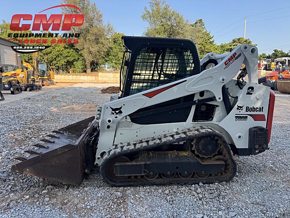 🚛 3 Ways to Work Smarter: The Bobcat T595, T590, and T66 Commercial Truck Showdown!