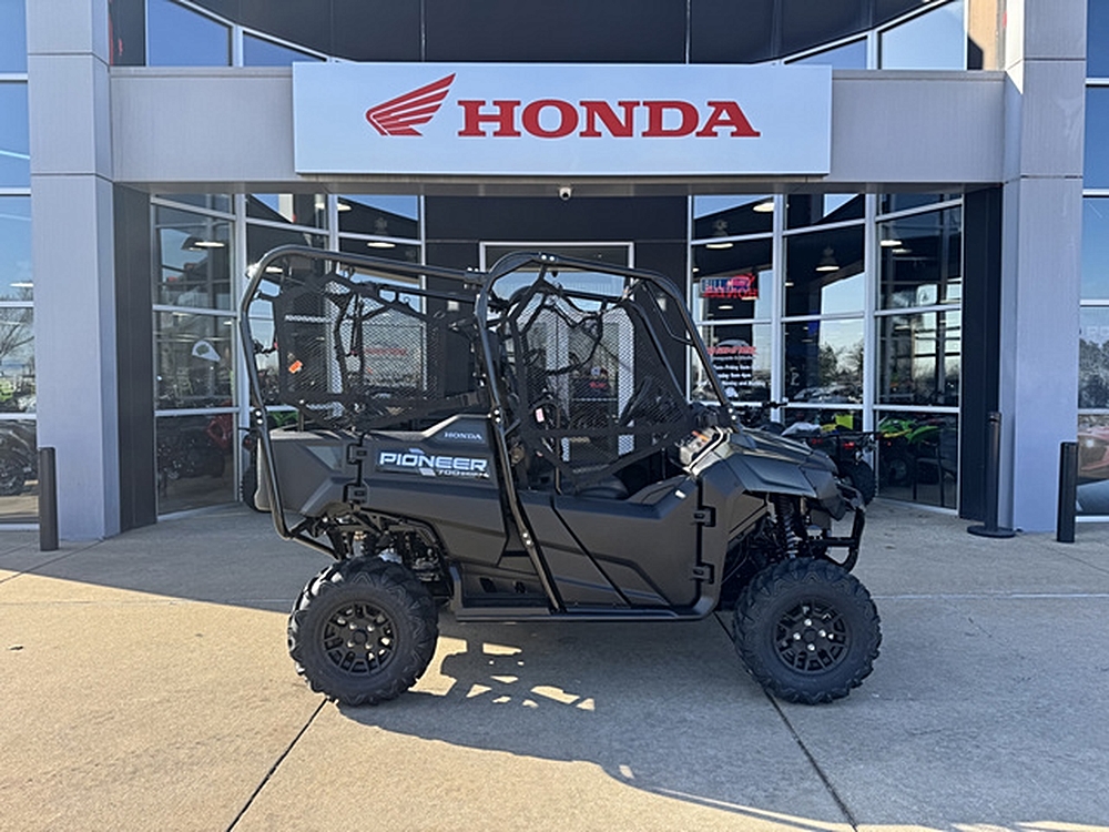 “Unleashing Adventure: A Comprehensive Review of the 2025 Honda Pioneer 700-4 Deluxe”