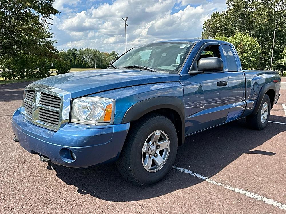 2006 Dodge Dakota Club Cab SLT Pickup 2D 6 1/2 ft – Technical Overview