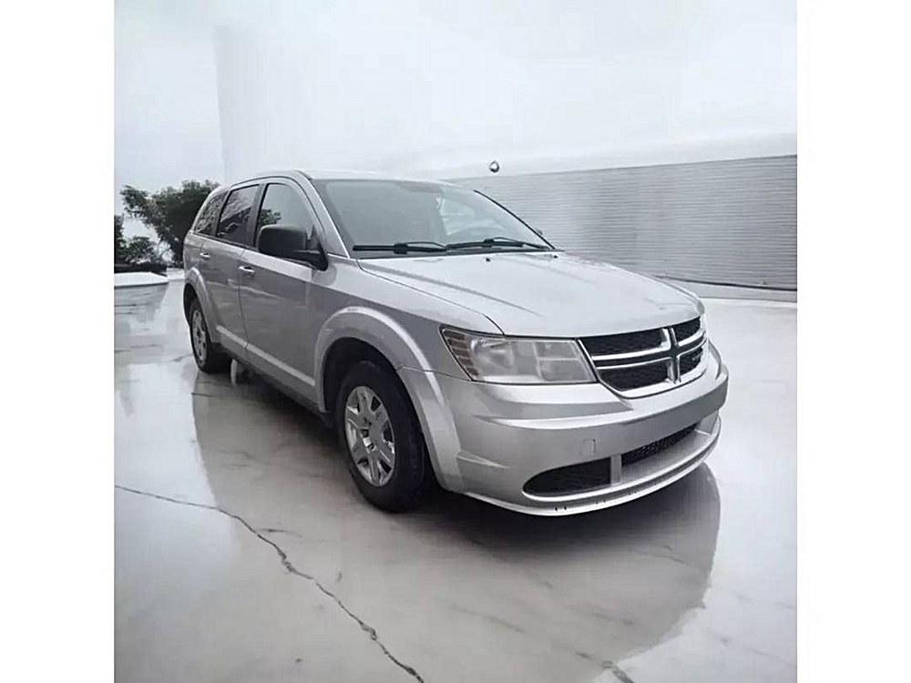 🚗 3 Manières de Conduire Mieux : Le Duel DODGE Journey et Durango!