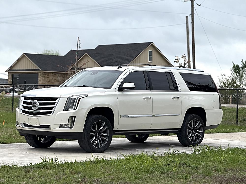 Why the 2015 Cadillac Escalade ESV 2WD 4dr Premium Stands Out 🌟
