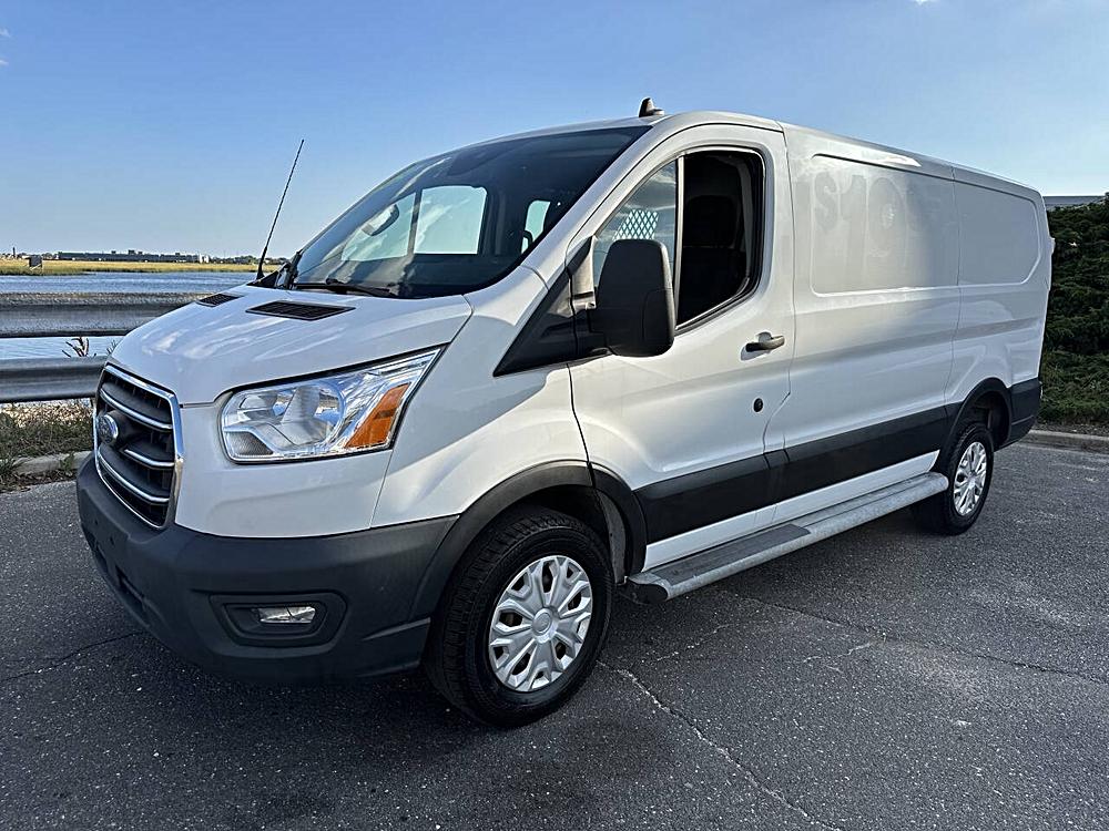 The Full-Size Van Showdown: 3 Top Picks at CarFather Inc, Island Park