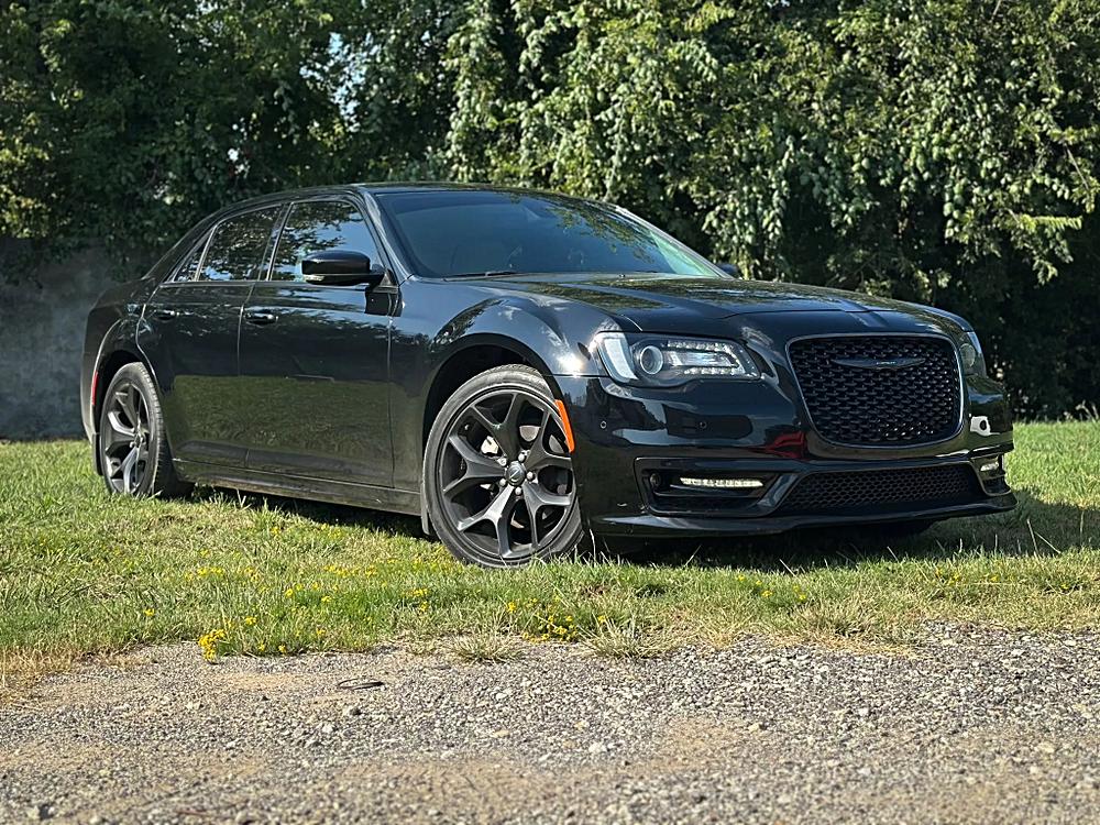 Top 10 Reasons You’ll Love the 2021 Chrysler 300 Touring L Sedan 4D