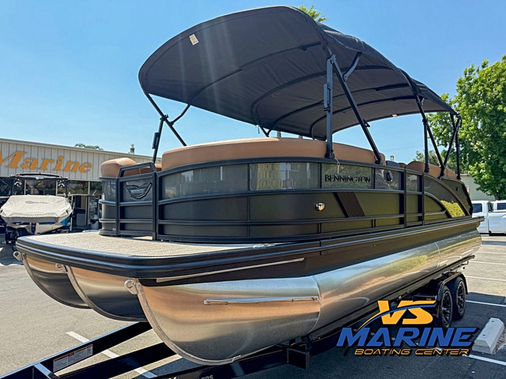 Smooth Sailing into Summer with the 2025 Bennington M Swingback 24 MSB