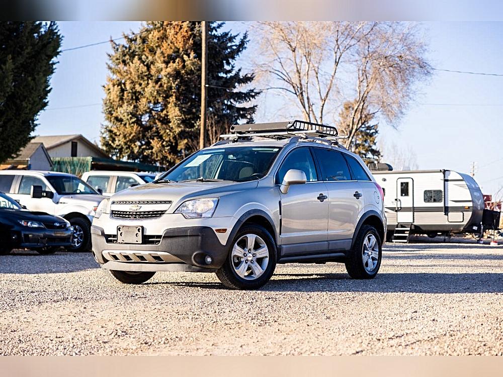 Take the Wheel of Possibility: 2013 Chevrolet Captiva Sport LS 4dr SUV w/ 2LS