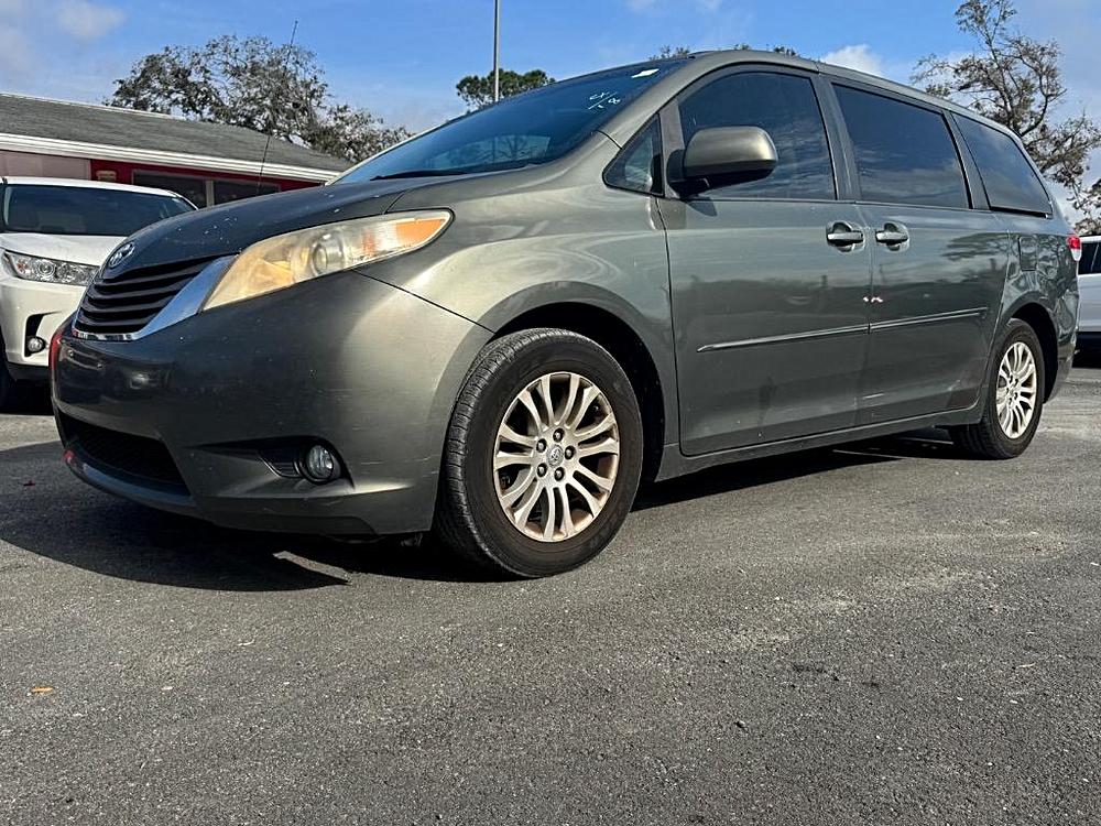 Expert Panel Showdown: Which Vehicle Is Right for You?