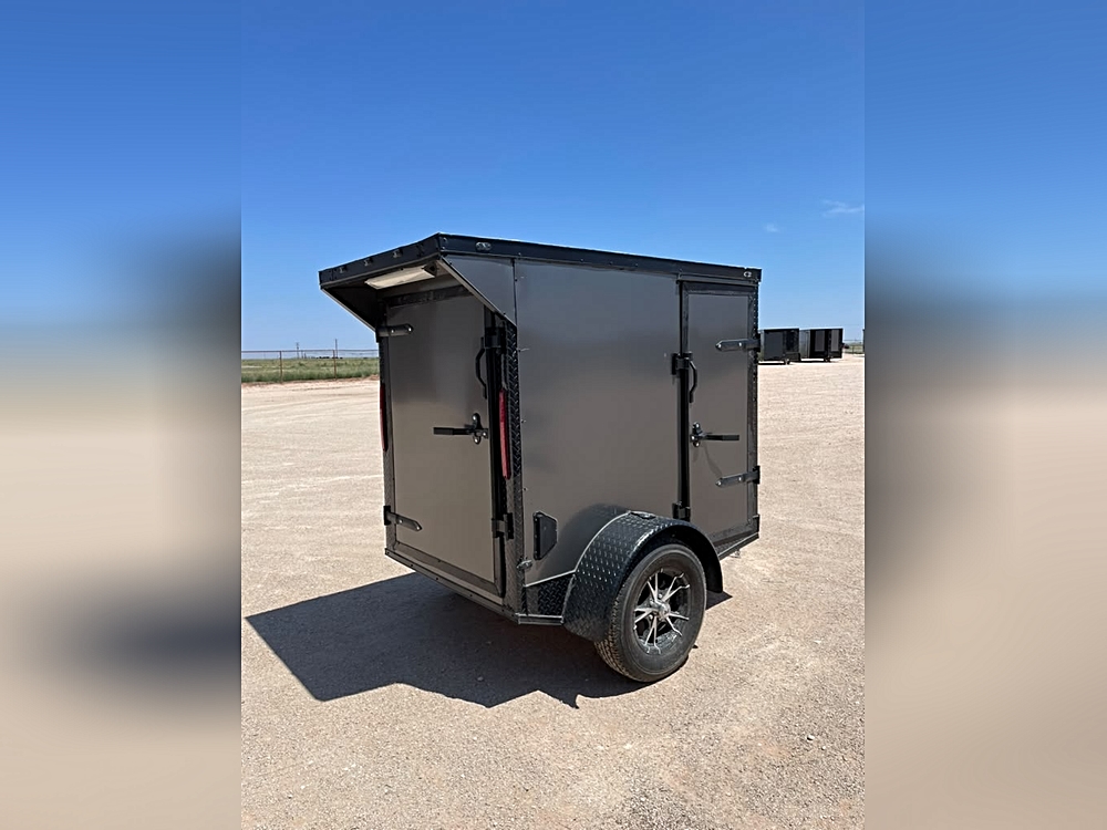 🚛 Discover the Versatile 2026 DSTX 4 X 6 X 5 POLY-COR / BLACKOUT / WING / SCREWLESS / ALUMINUM Trailer 🌟