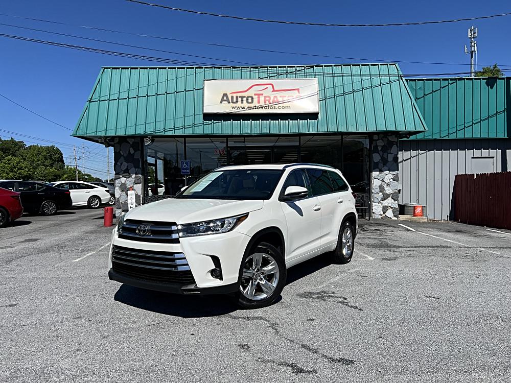 Top 10 Reasons You’ll Love the 2019 TOYOTA HIGHLANDER Limited FWD V6