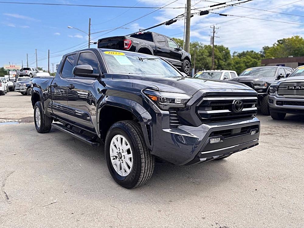 🚗 Expertos en Showroom: ¿Qué Pickup es Ideal para Ti?