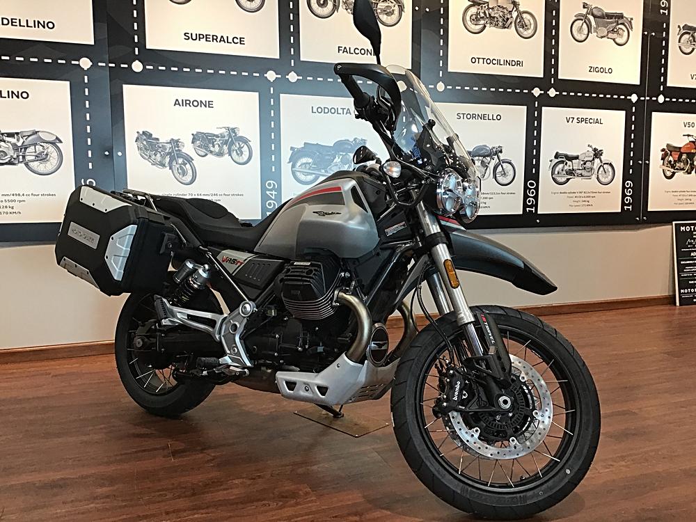 🏍️ Why the 2023 Moto Guzzi V85 TT Travel Stands Out 🌟