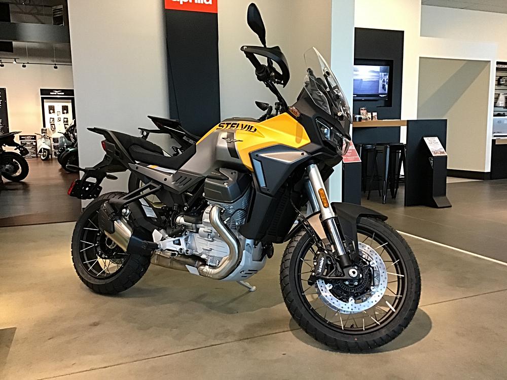 🏍️ Why the 2024 Moto Guzzi Stelvio PFF Rider Assistance Solution Stands Out 🌟