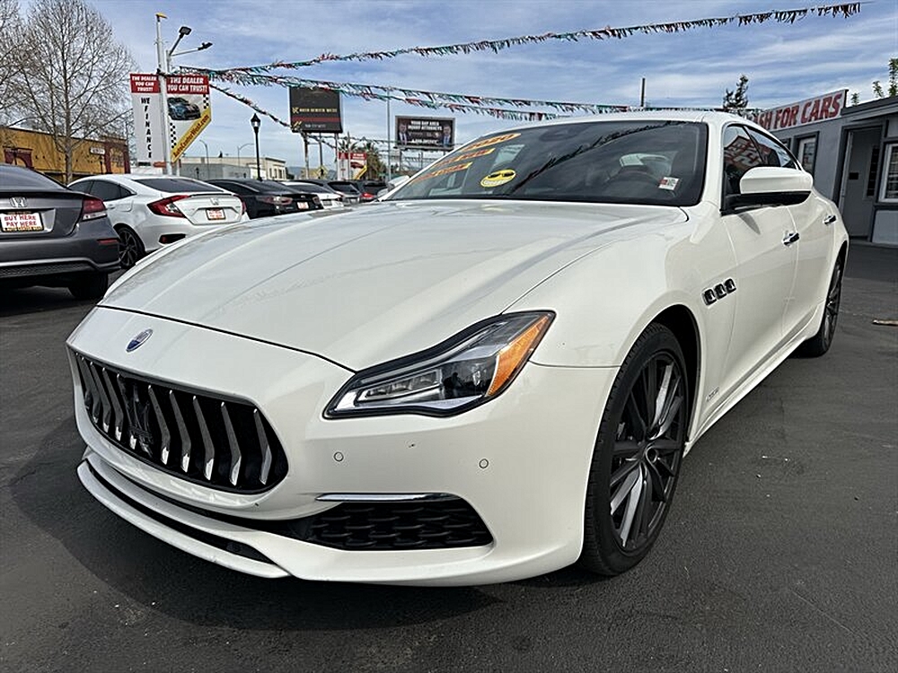 Top 10 Reasons You’ll Love the 2020 Maserati Quattroporte S Q4 GranLusso
