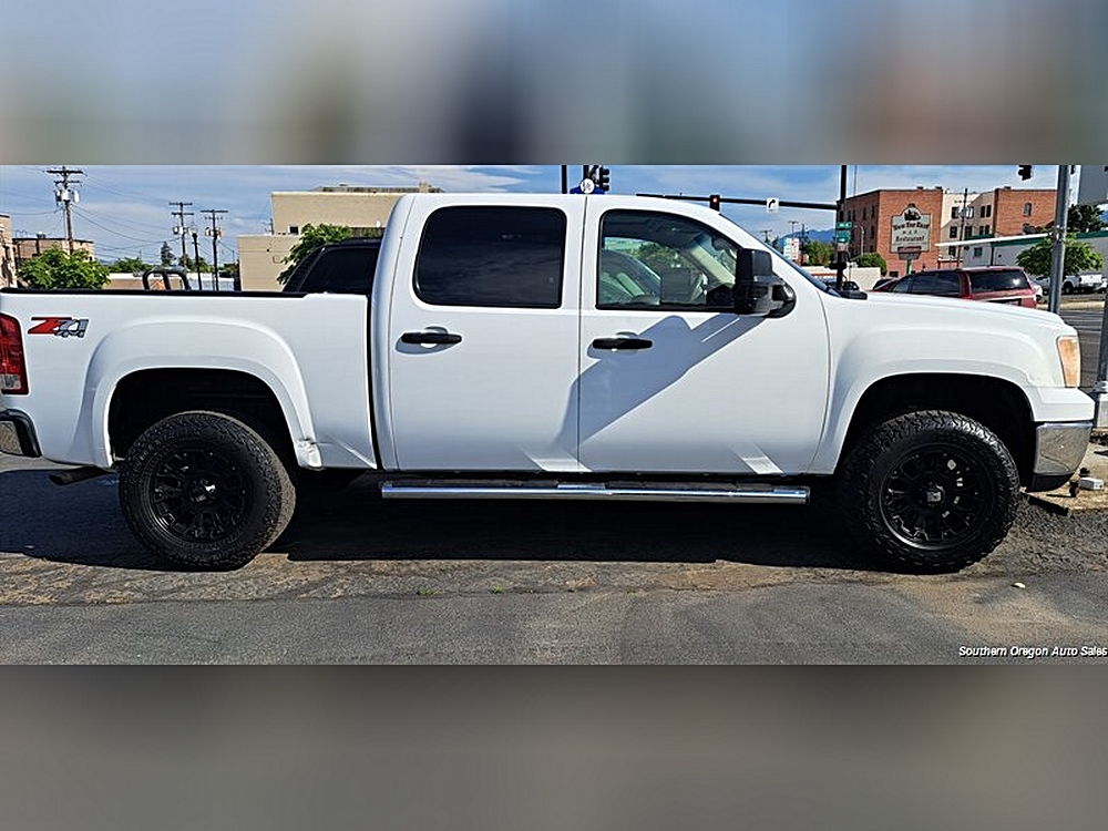 💰 Best Value Showdown: 3 Top Picks between $9888 – $7125 at Southern Oregon Auto Sales LLC, Medford