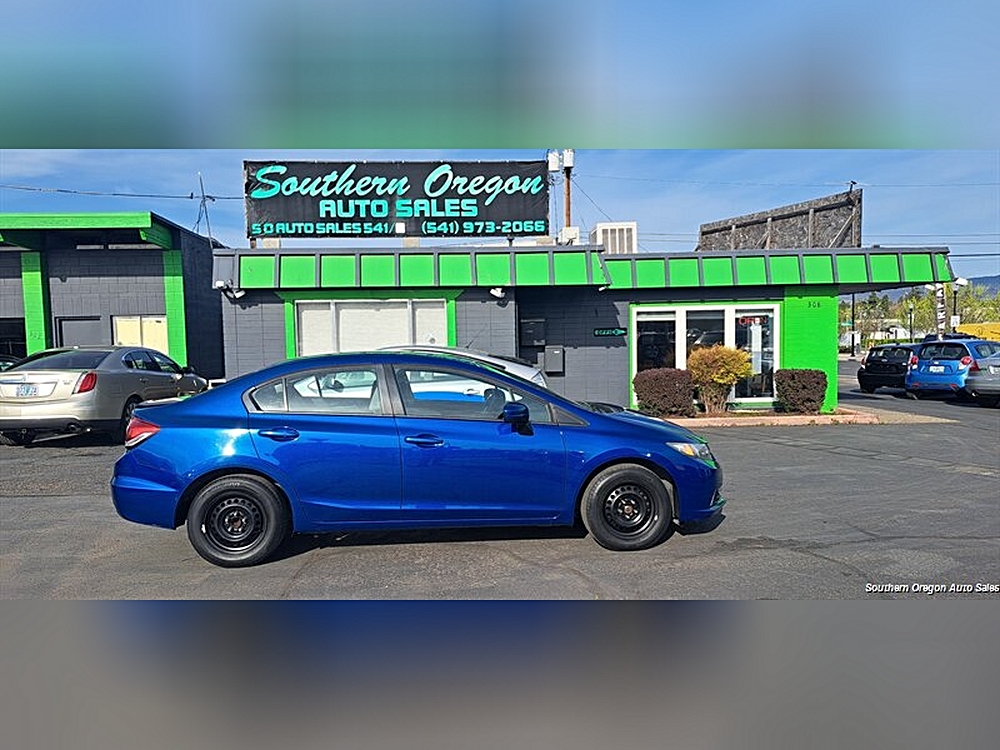 🚗 3 Ways to Drive Better: The Honda Civic, Accord, and Civic Showdown!