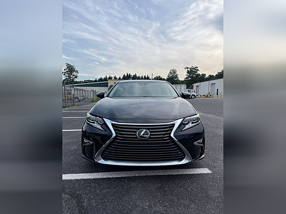 Top 10 Reasons You’ll Love the 2018 Lexus ES 350 Sedan 4D