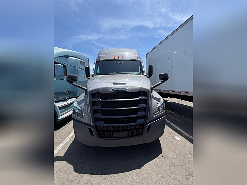💰 Best Value Showdown: 3 Top Commercial Trucks between $76,995 – $71,995 at Happy Truck Sales, Fontana